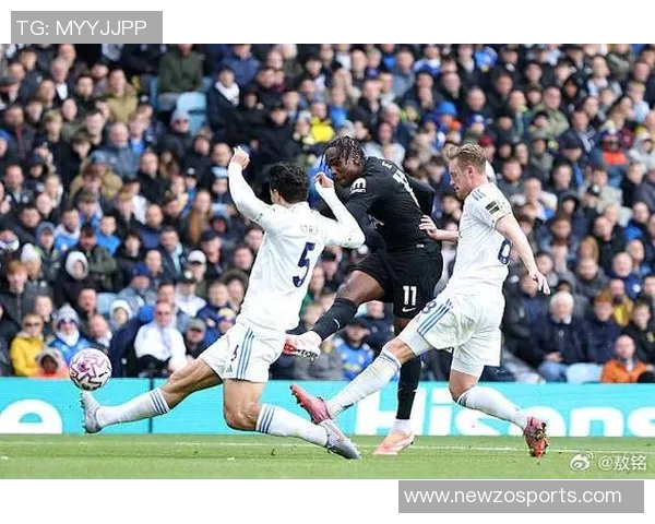 热刺与利兹联上半场战成平局特尔与奥卡福各有建树